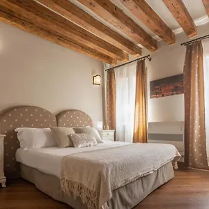  Apartment Corte Contarina San Marco R&r