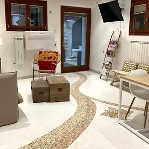  Apartment Ca' Dell'ombra Felice - Canal View