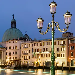 Otel Carlton On The Grand Canal, Venedik
