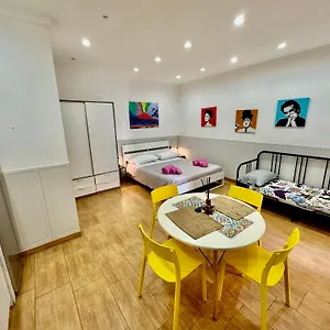 https://neapolitan-loft.hotels-amalfi.com