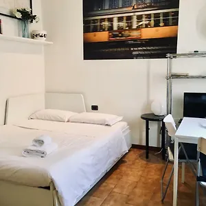 https://cozy-central-studio-porta-romana.italymilanhotels.net