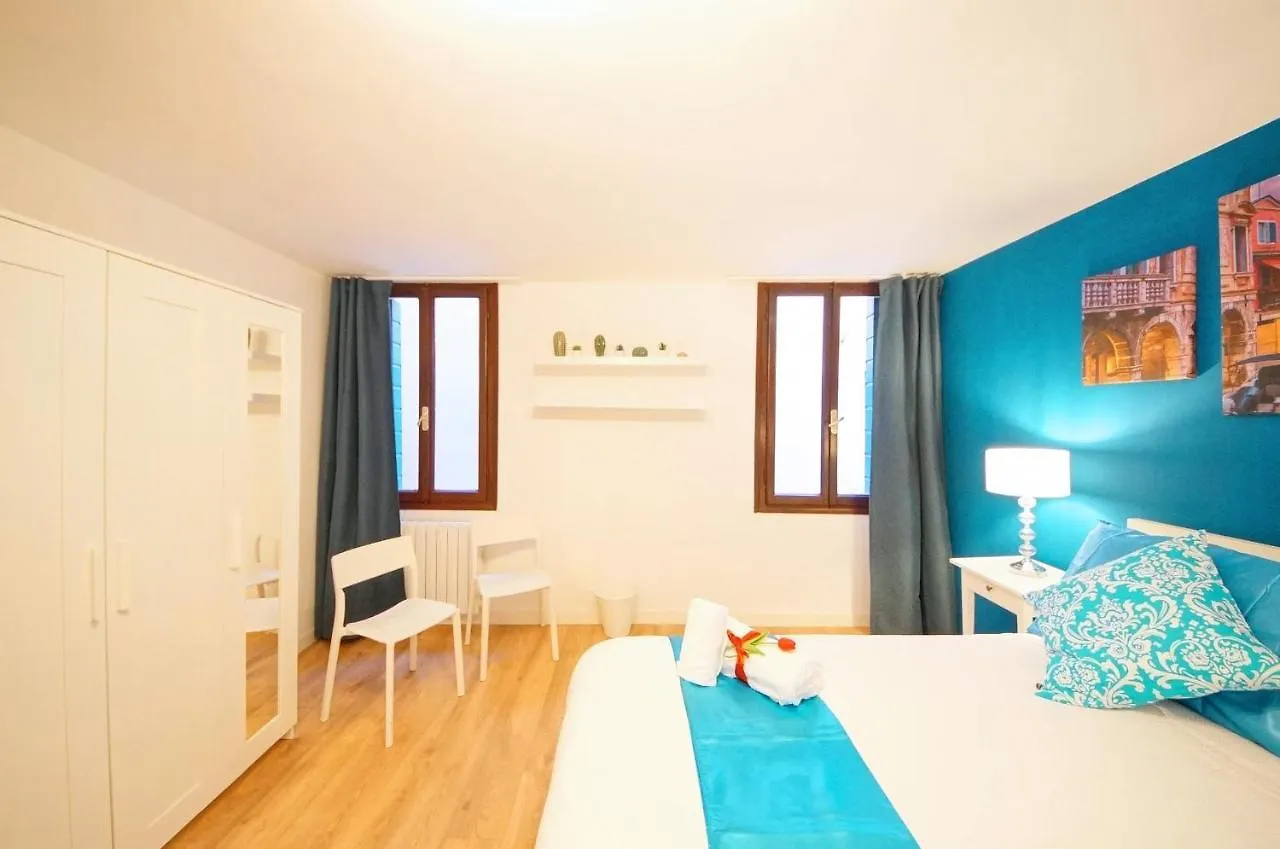 Calle Dei Fabbri Apartment Marble Venice