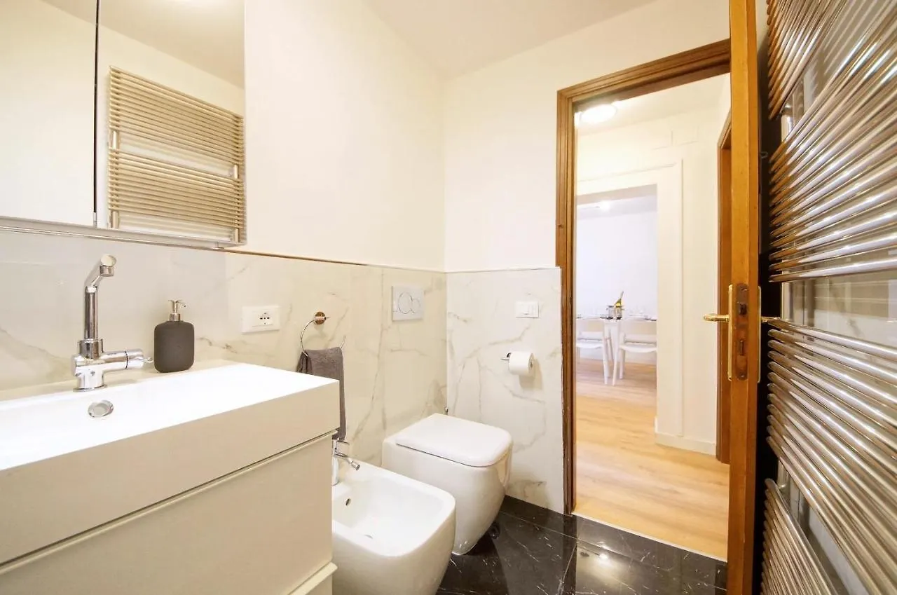 Calle Dei Fabbri Apartment Marble Venice
